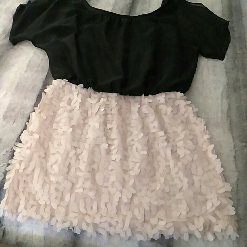 Pretty Sequins Beaded Dress